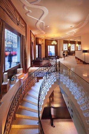 Tulip Cafe & Restaurant